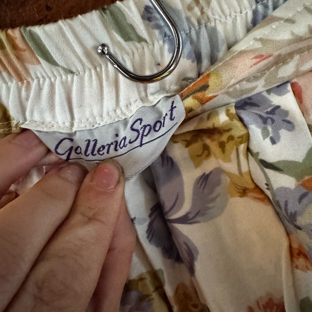 Vintage Floral Print Women's Skirt - Picture 8 of 9